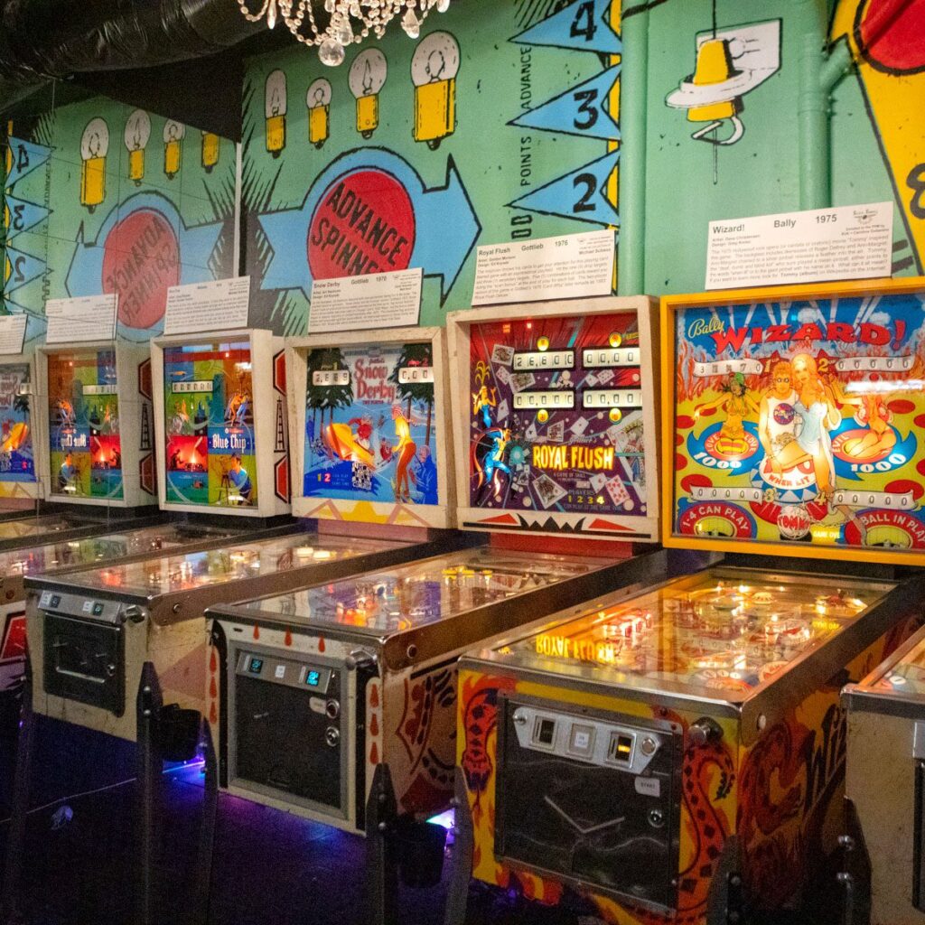 Free-Gold-Watch-Arcade-and-Print-Shop-in-San-Francisco-California